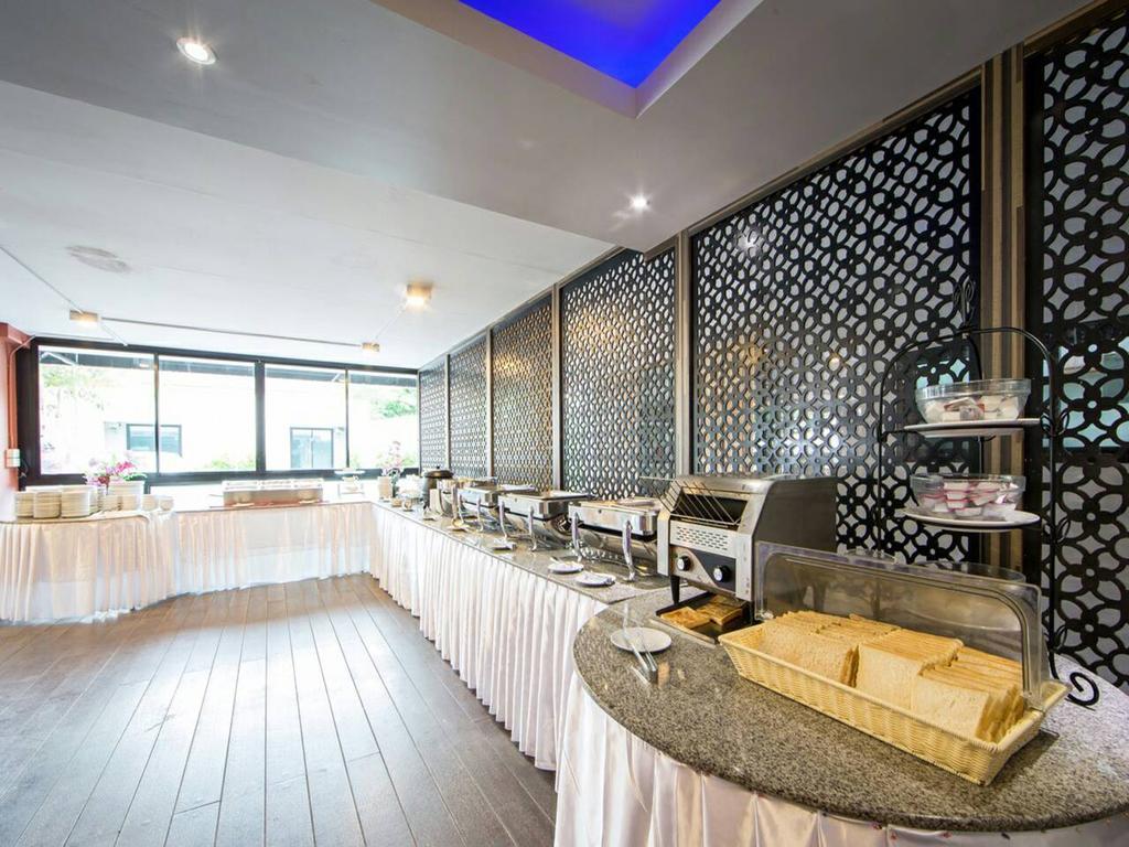 Grand Nai Harn Suites Rawai Εξωτερικό φωτογραφία